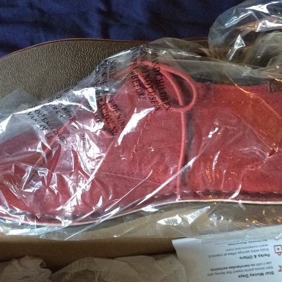 Men’s red suede chukka boots main image 4
